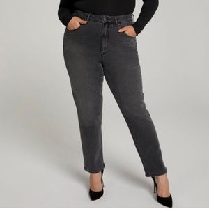 NWT Good American Good Classic Jean size 12